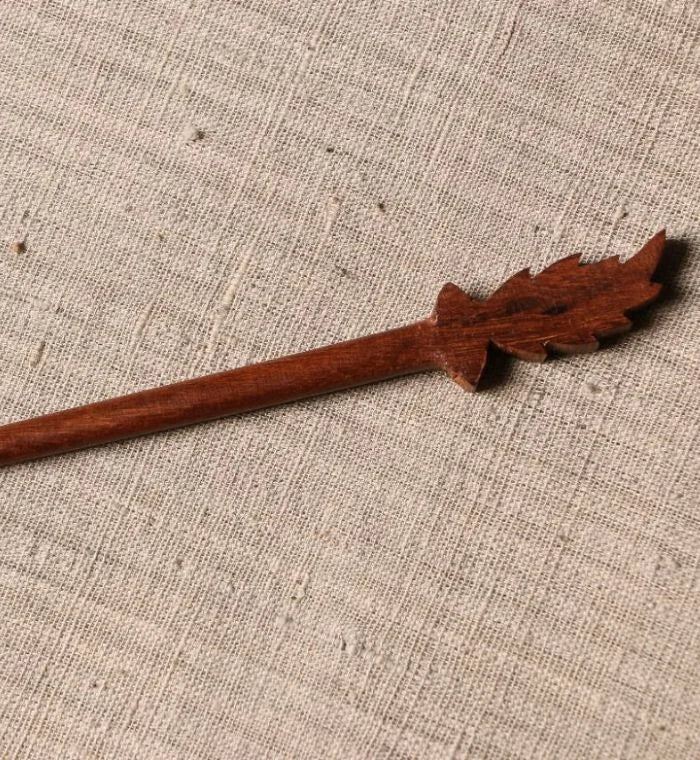 Shilpi Wood Carved Jooda Pin