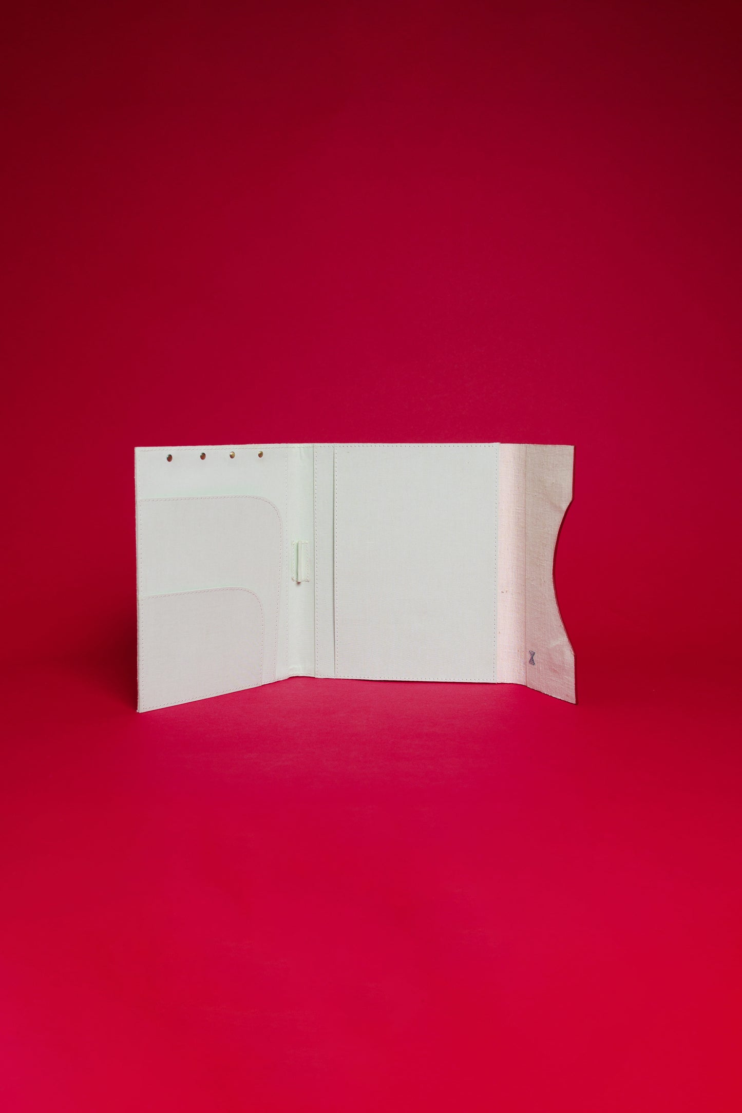 ARTH Keepsake Gift Box | Folio, Diary, Notepad & Bookmark