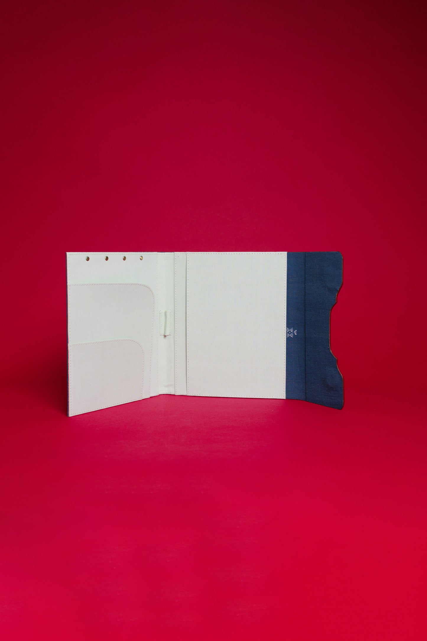 ARTH Keepsake Gift Box | Folio, Diary, Notepad & Bookmark