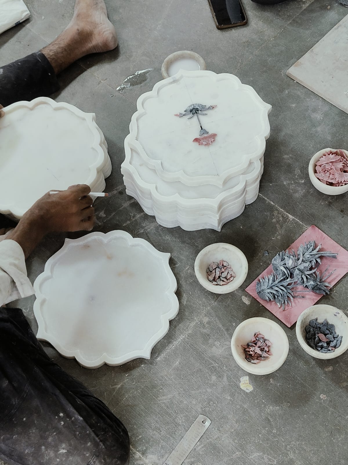 Lotus Bloom Brass-Rim Marble Platter | Pietra Dura Serveware