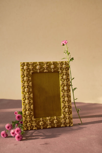 Kusum Zardozi Photo Frame | Elegant Handcrafted Decor