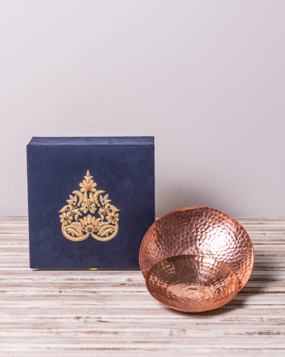 ‘Guldasta’ Zardozi Box With Curved Plates | Gift Set