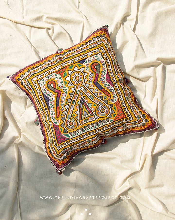 ‘Chamak’ Kutch Single Cushion Cover | Hand Embroidered